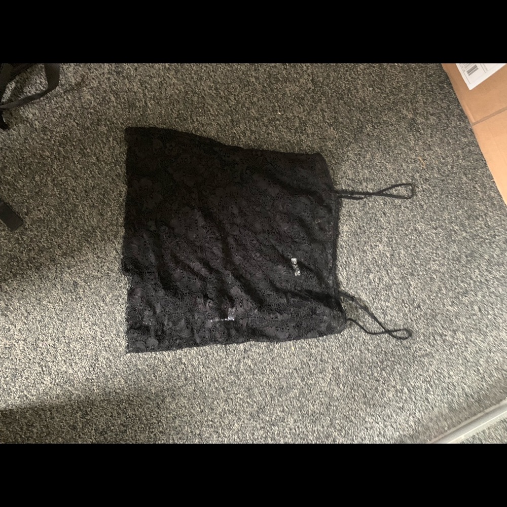 Reformation lace black tank! Size S